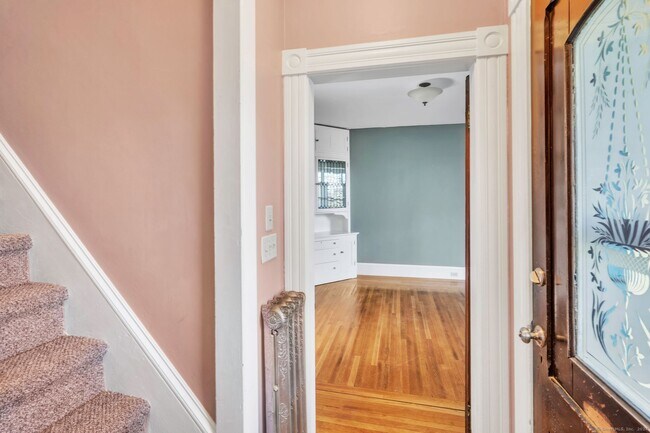 Building Photo - 46 Highland Terrace