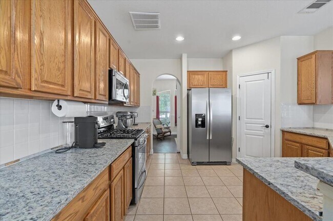 Building Photo - 2302 Wheaton Trail