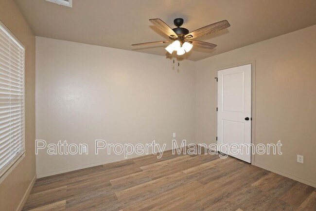 Building Photo - 10524 Tierra Sta. Dr