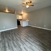 Building Photo - $400 Off 1st Full Month!* All Utilities In...