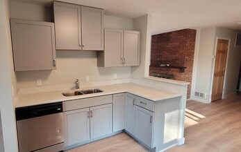 Building Photo - 10051 Magnolia St NW