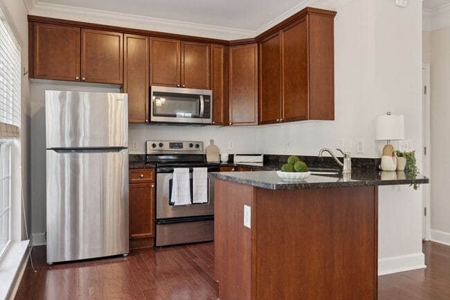 Building Photo - 7513 Lords Chapel Dr