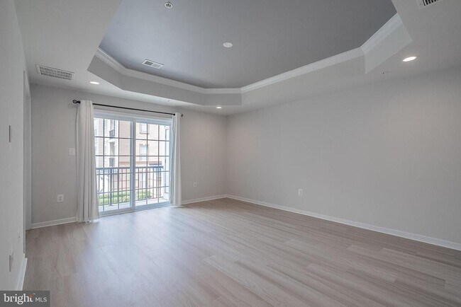 Building Photo - 23654 Hopewell Manor Terrace