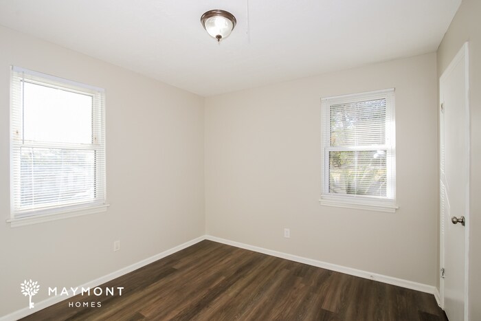 Building Photo - 4259 Woodland Dr