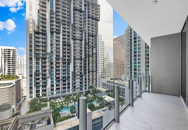 Building Photo - 300 Biscayne Blvd Way