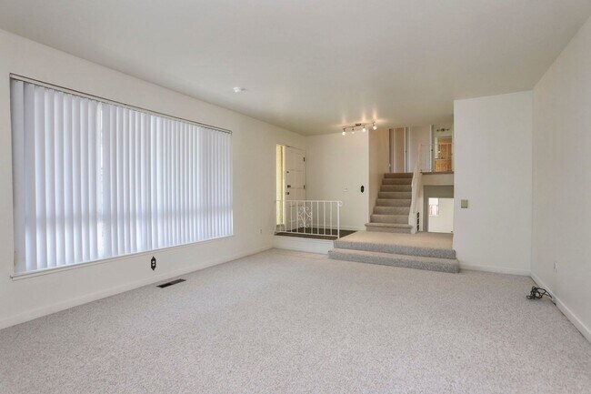 Building Photo - 4BR/3BA Tri-Level Home with Yard & 2-Car Garage | Foster City | YouTube Tour