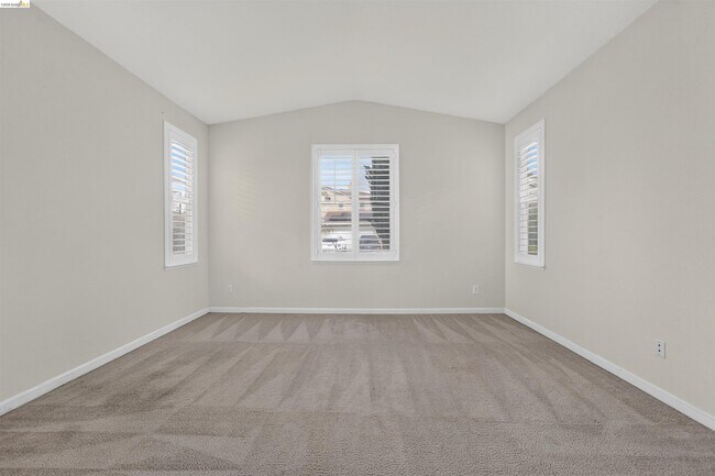 Building Photo - 6708 Sao Tiago Way