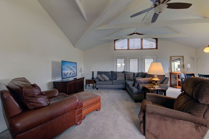 Building Photo - 404 Colorado Dr