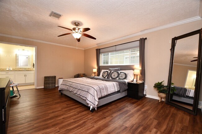 Building Photo - 3410 Plum Brook Ln