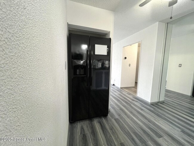 Building Photo - 1225 N Wickham Rd