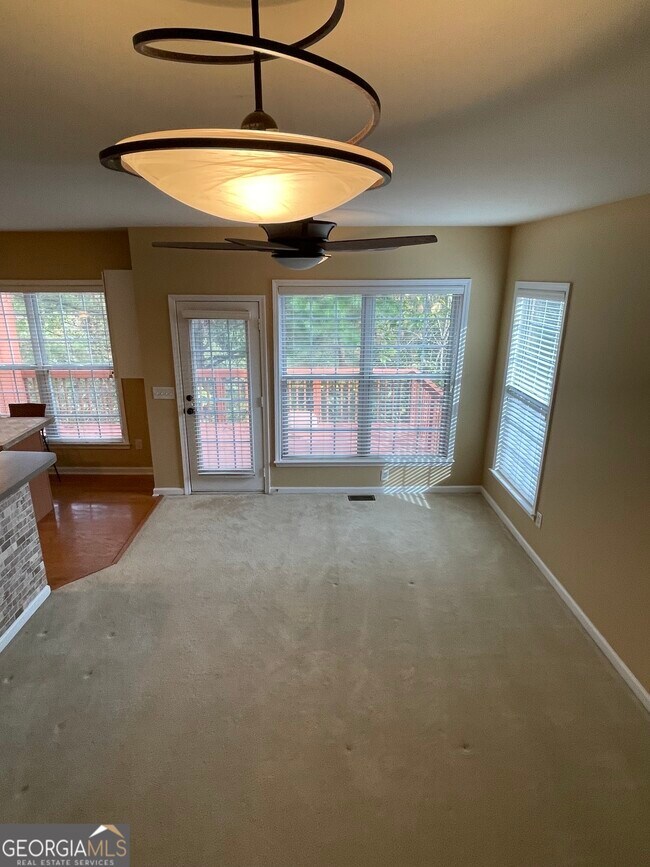 Building Photo - 1773 Highlands View Dr