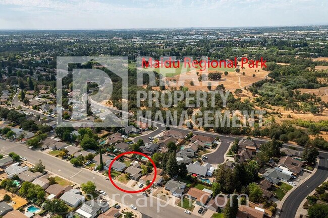 Building Photo - 2213 N Cirby Way