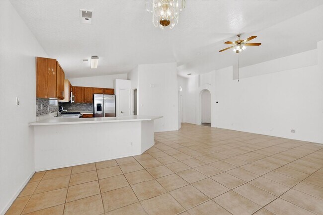 Building Photo - Charming 3-Bedroom Home in Northern Meadows – Spacious & Move-In Ready