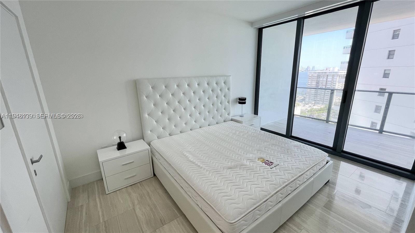 Building Photo - 1451 Brickell Ave