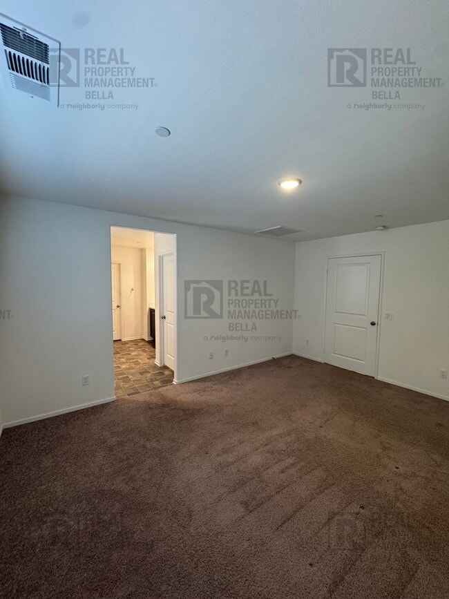 Building Photo - Gated Canyon Hills Gem – 3 Bedrooms, 2.5 B...