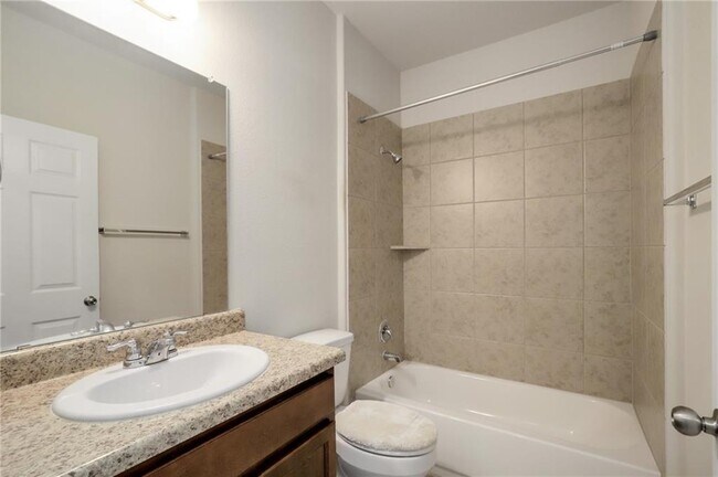Building Photo - 217 Michaelis Dr