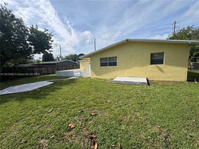 Building Photo - 1830 NW 61st Ave