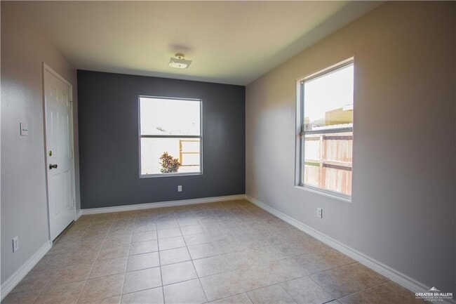 Building Photo - 13 Sandpiper Ave
