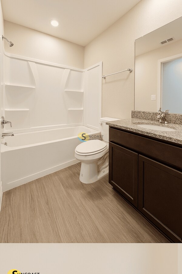 Building Photo - 617 Century 21 Dr