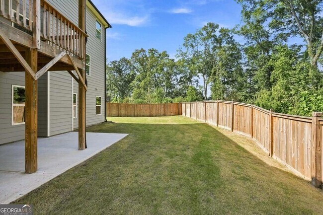 Building Photo - 176 Meander Dr