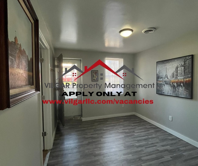 Building Photo - 3930 McCook Ave