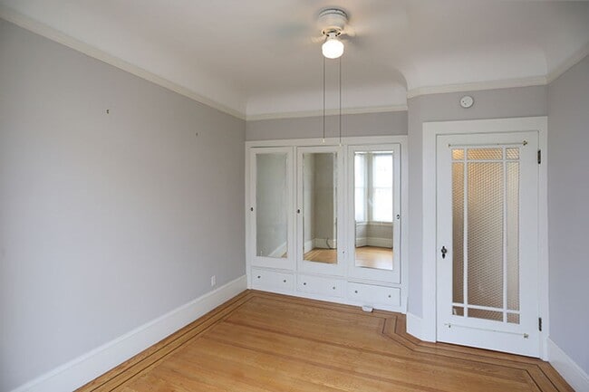 Building Photo - OPEN HOUSE: Thursday (7/31) 6:00pm-6:30pm ...