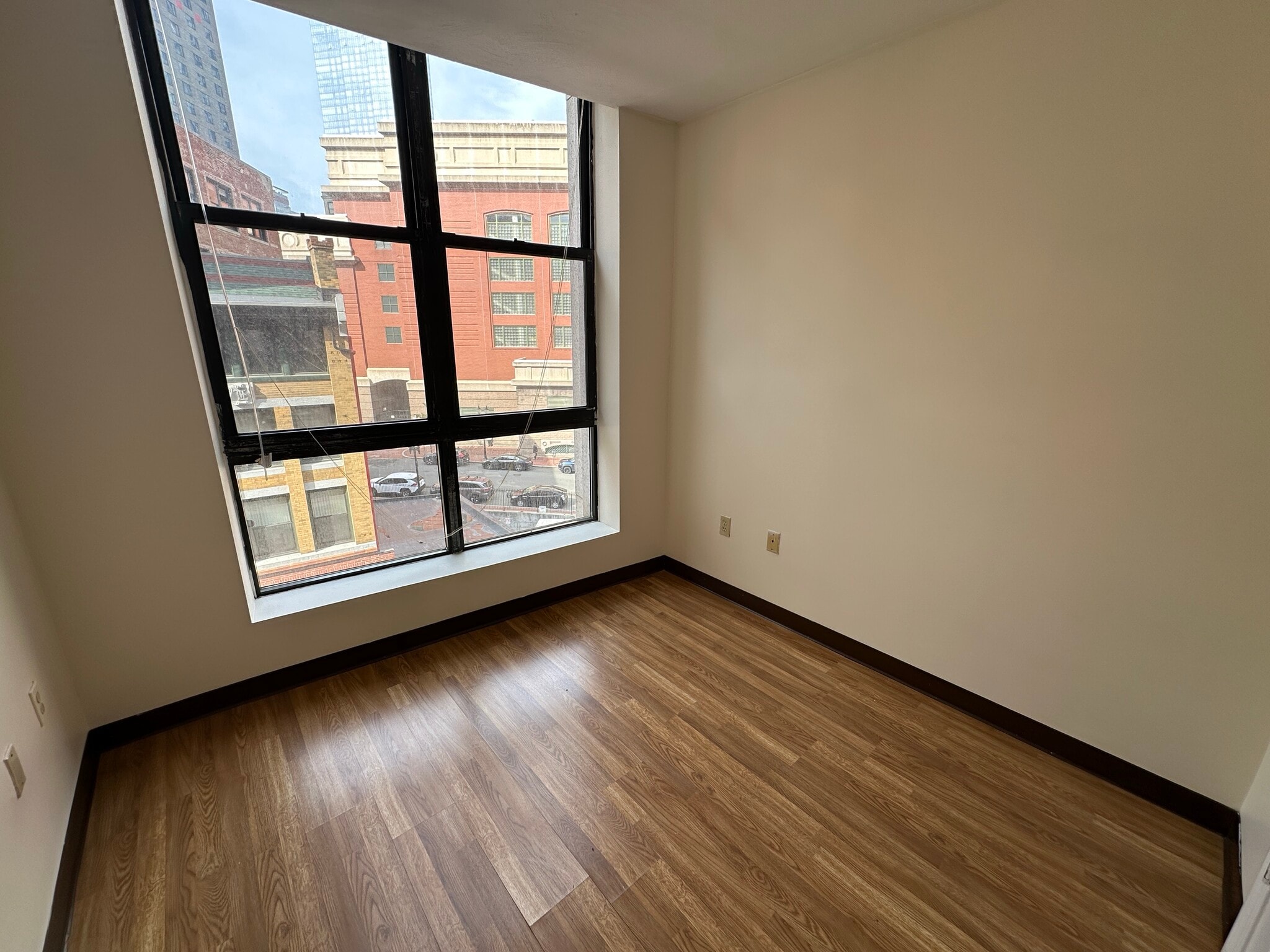 Building Photo - 78 Essex St