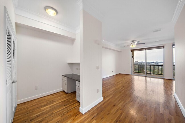 Building Photo - 3333 Allen Pkwy