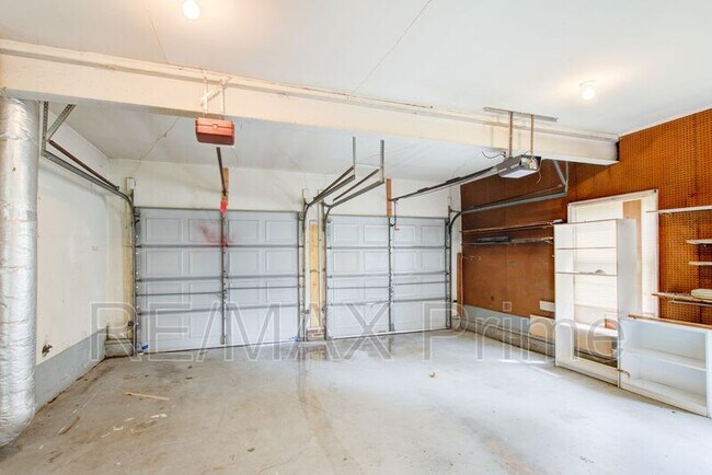 Building Photo - 71 Michaels Woods Dr