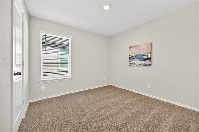 Building Photo - 4208 Carnation Dr