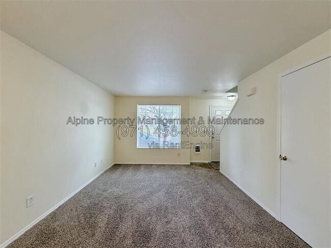 Building Photo - 8314 SE Yamhill St