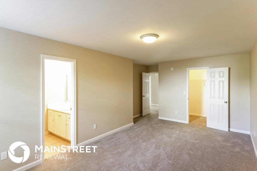 Building Photo - 1220 Riverford Dr