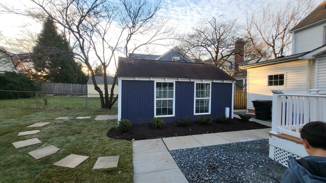 She Shed - 5604 Madison St