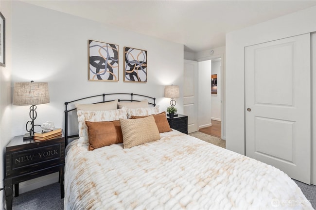 Building Photo - Spacious 2 bedroom 1 bath Magnolia