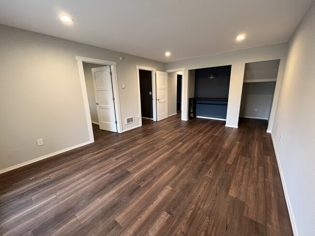 Building Photo - 373 Sand Dune Ave NW