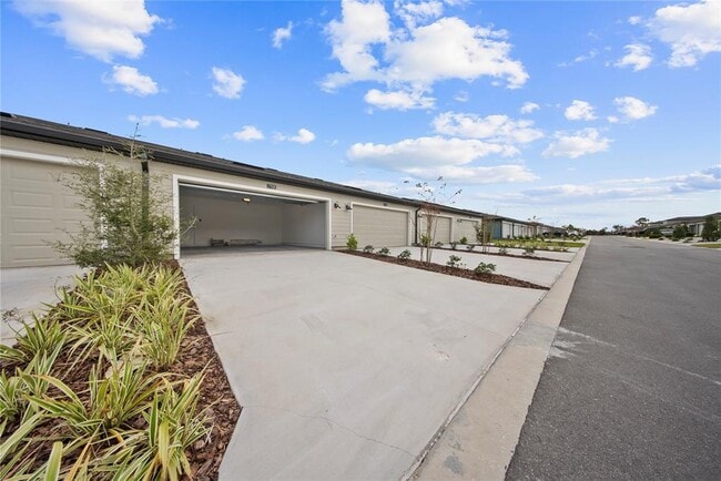 Building Photo - 17538 Northlake Grv Dr