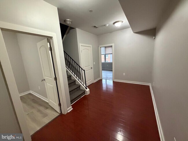 Building Photo - 1535 Cecil B. Moore Ave