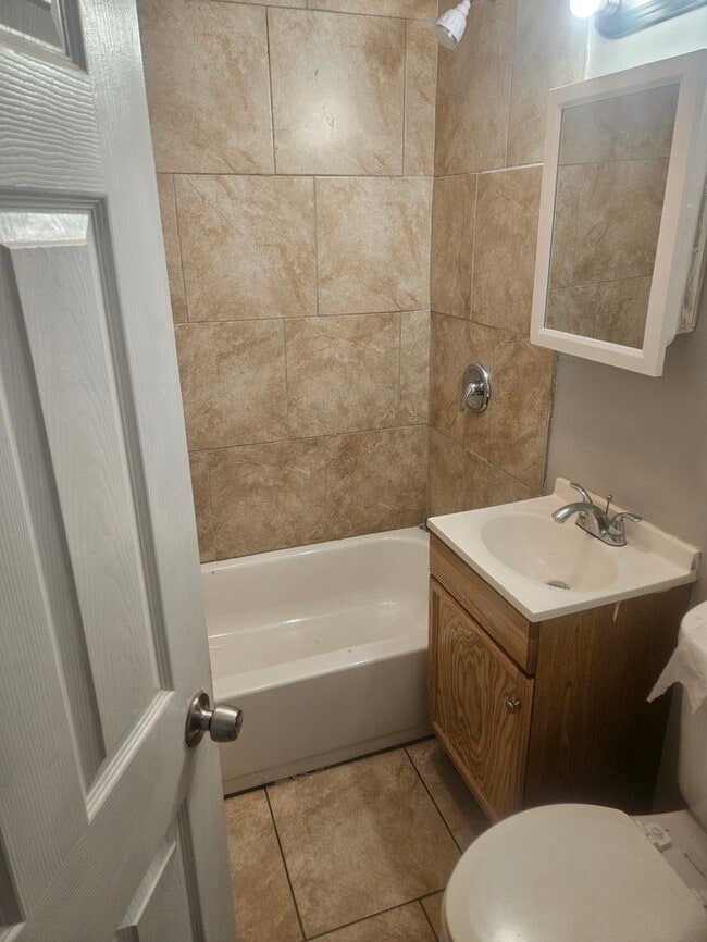 Building Photo - Newly rehabbed home