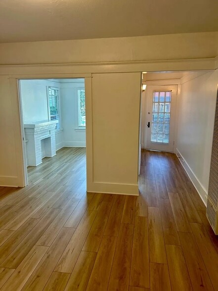 Building Photo - 1249 E Broadway