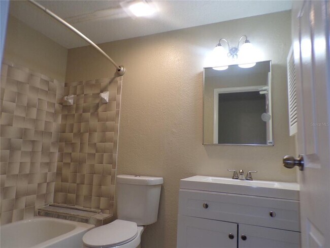 Building Photo - 4022 Beaver Ln