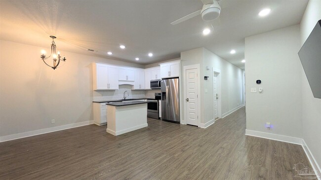 Building Photo - 226 Junction Ave