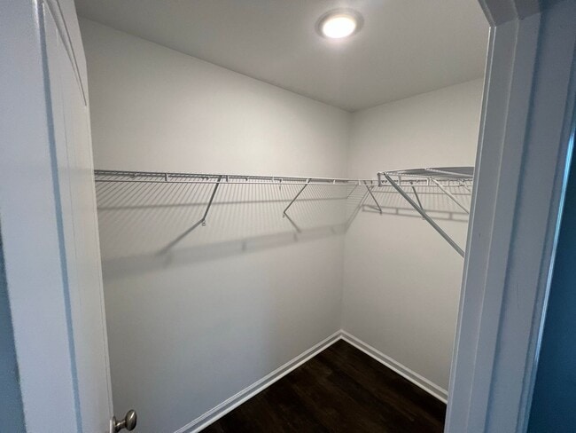 Building Photo - 128 Callaway Cres