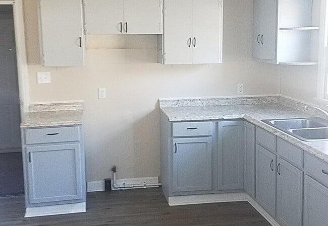 Building Photo - 2615 Kildare St NW