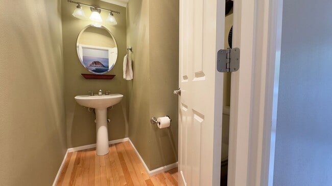 Building Photo - Outdoor Oasis 3 Bedroom Home in Horizon Pointe - Available Jan 1st