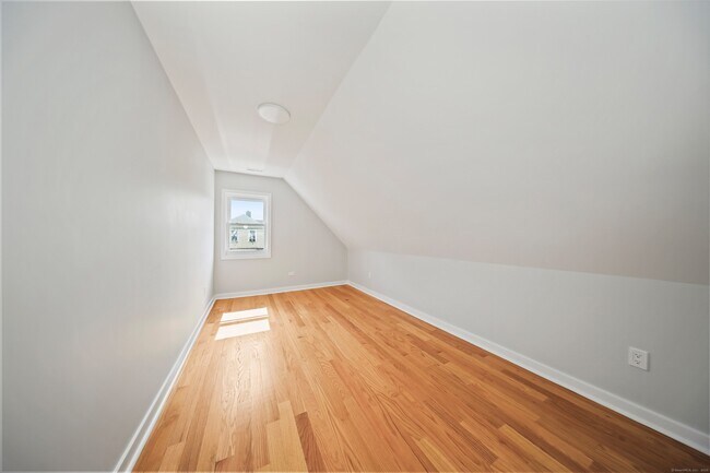 Building Photo - 42 Waterville St