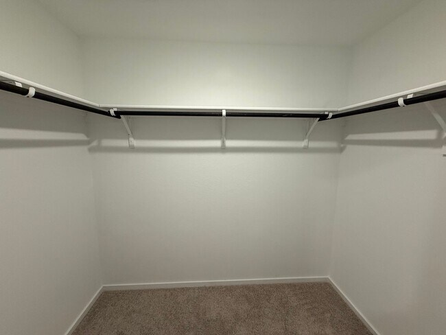 Building Photo - Brand NEW 4-bedroom, 2-bathroom home for l...