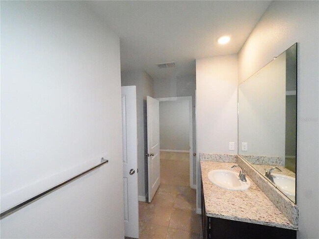 Building Photo - 4444 Aqua Mirage St