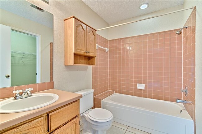 Building Photo - 6708 Windrift Way