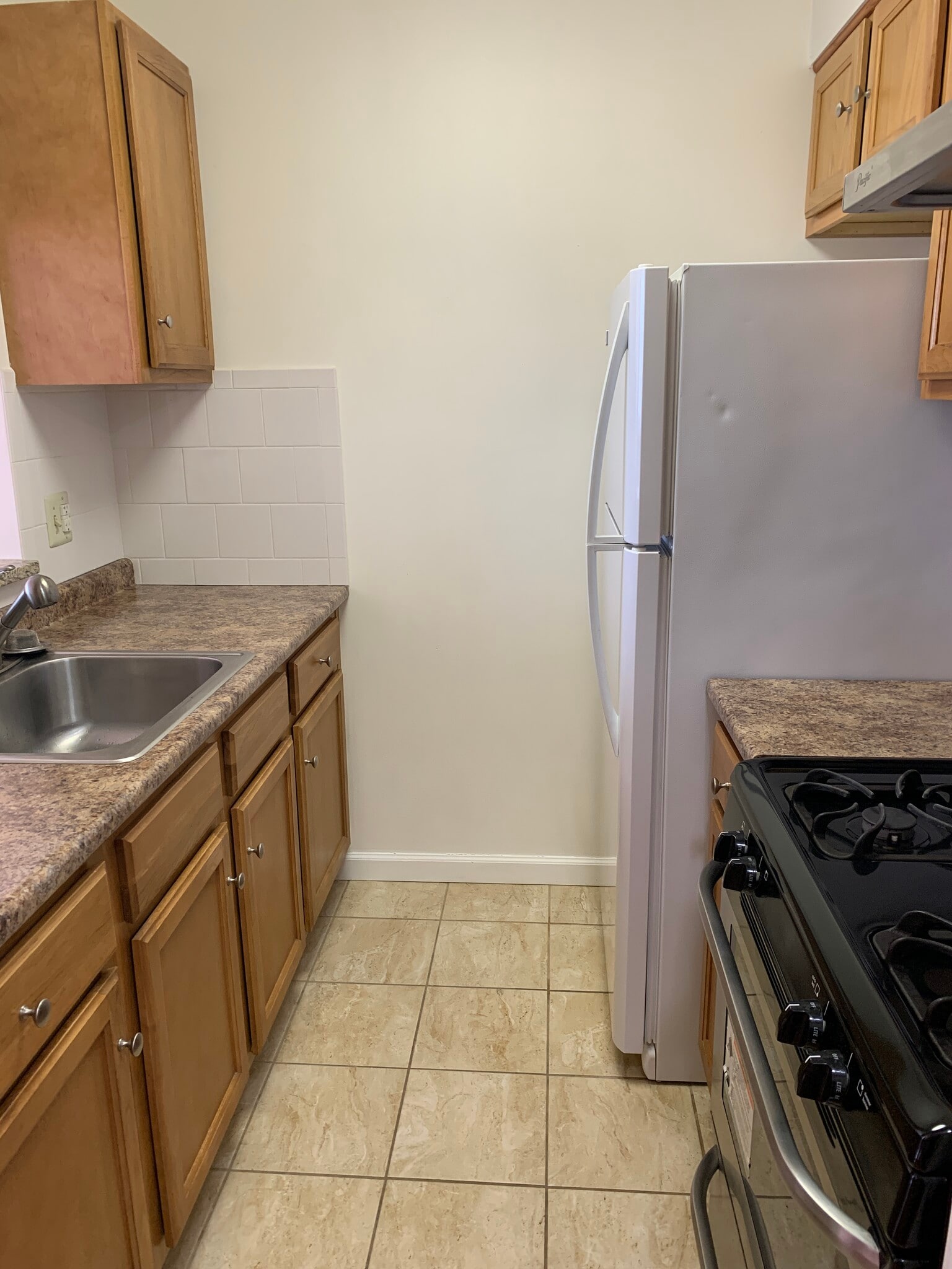 Kitchen space - 1229 Wood St