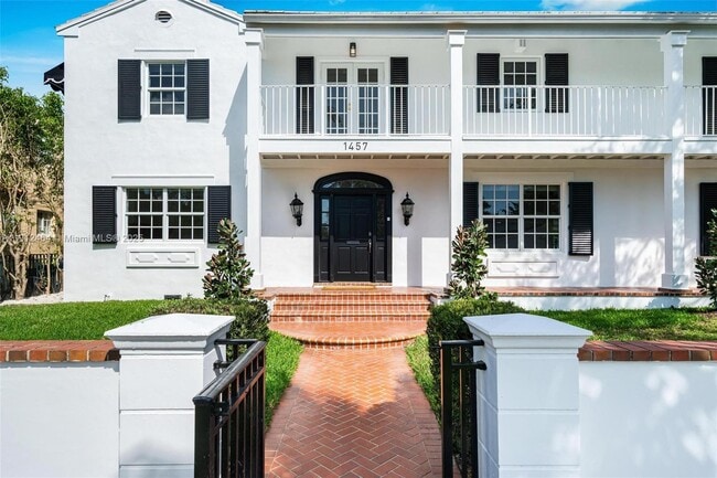 Building Photo - 1457 Certosa Ave